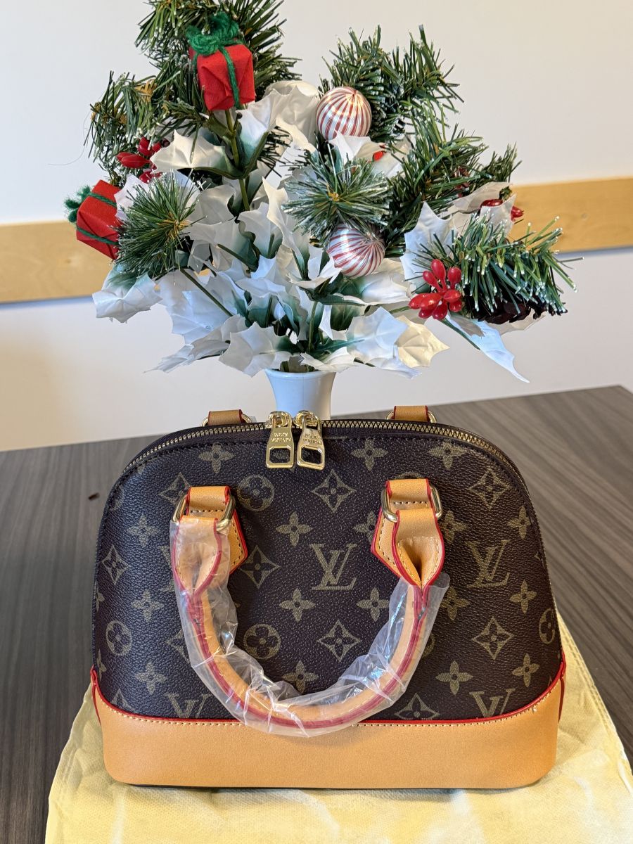 Louis Vuitton Alma